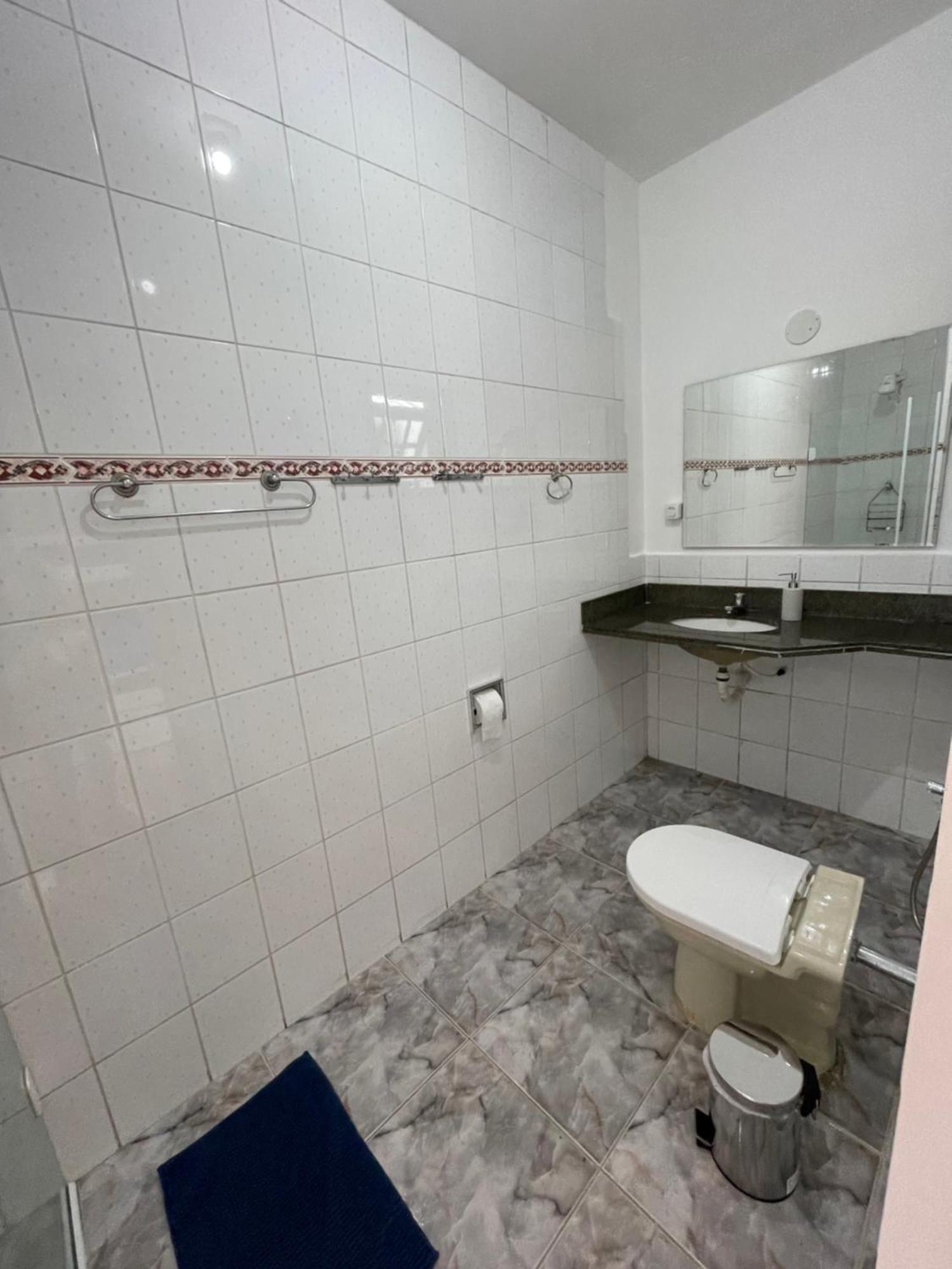 Pe Na Areia Na Praia Das Toninhas - Villagio 24 Porto Feliz Ubatuba Exterior foto